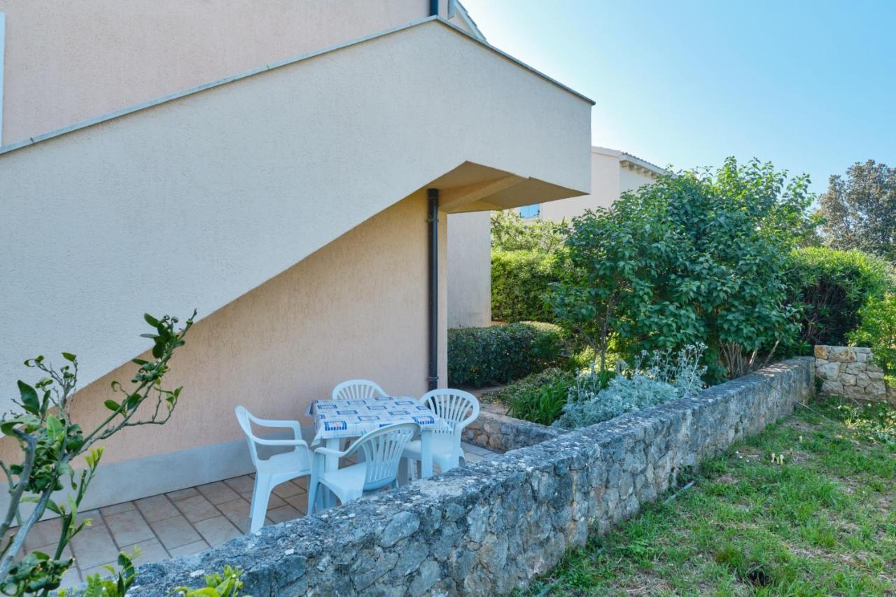 Apartments Blanka Nerezine Exterior foto